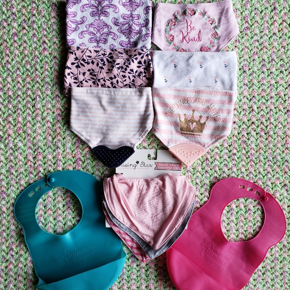 9 Bandana bibs for baby girl & 2crumb/drip catcher